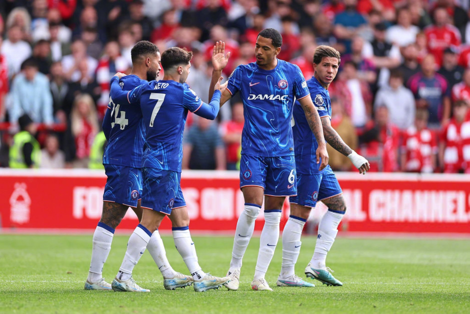 接连错失良机，巴萨官方鼓励费兰：下一个球会进的！